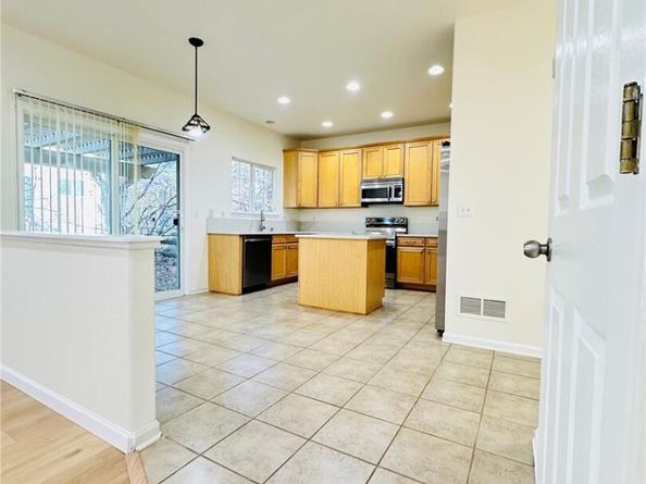 6102 S Yampa Street, Aurora CO 80016