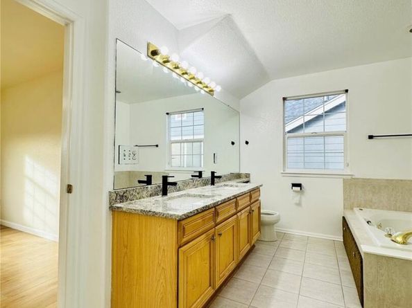 6102 S Yampa Street, Aurora CO 80016