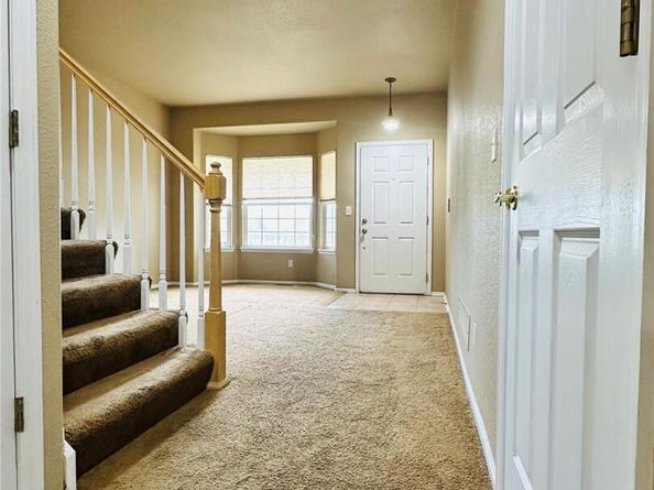 6102 S Yampa Street, Aurora CO 80016