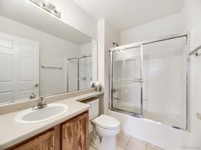 7762 S Biloxi Way, Aurora CO 80016