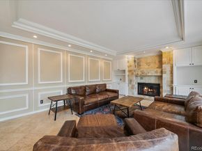 2171 S Parfet Drive, Lakewood CO 80227