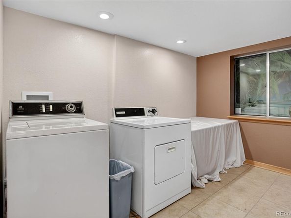 1131 S Chester Court, Denver CO 80247