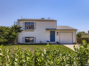 10610 Moore Court