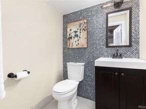 Undisclosed Address #3011413, Littleton CO 80127