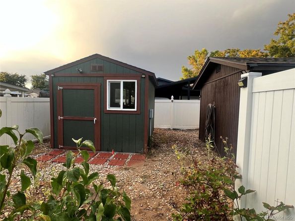 850 Idalia Circle, Aurora CO 80011
