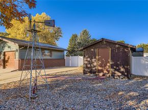 850 Idalia Circle, Aurora CO 80011