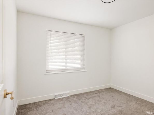 812 S Holly Street, Denver CO 80246