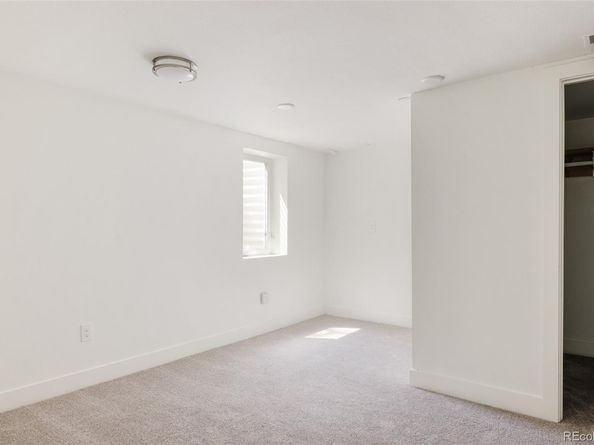 812 S Holly Street, Denver CO 80246