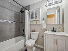 840 Kingston Street, Aurora CO 80010