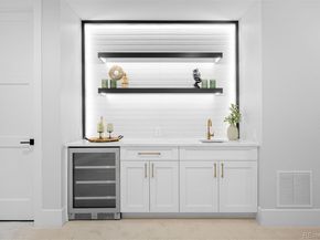 Undisclosed Address #7532145, Denver CO 80206