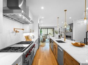 Undisclosed Address #7532145, Denver CO 80206