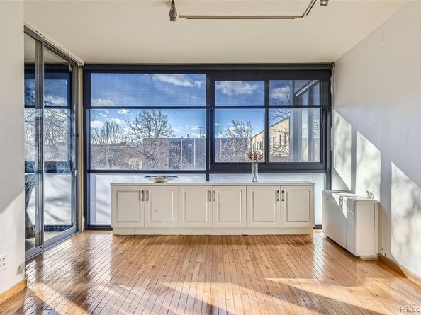 1050 N Corona Street 215, Denver CO 80218