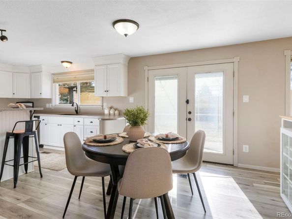 870 Hemlock Way, Broomfield CO 80020