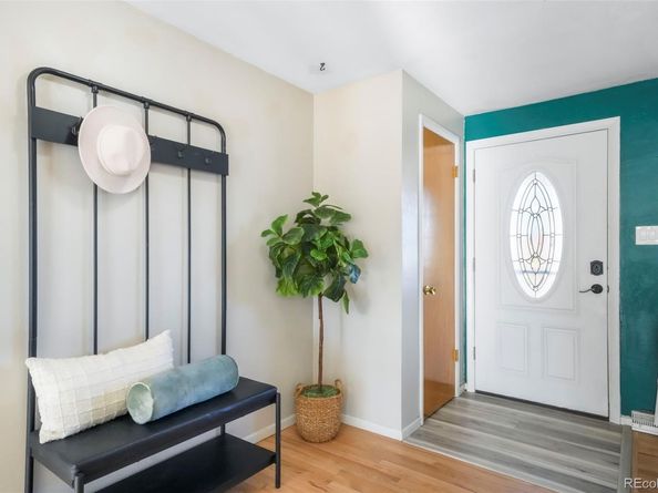 870 Hemlock Way, Broomfield CO 80020