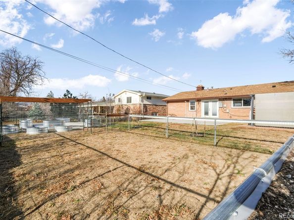 870 Hemlock Way, Broomfield CO 80020