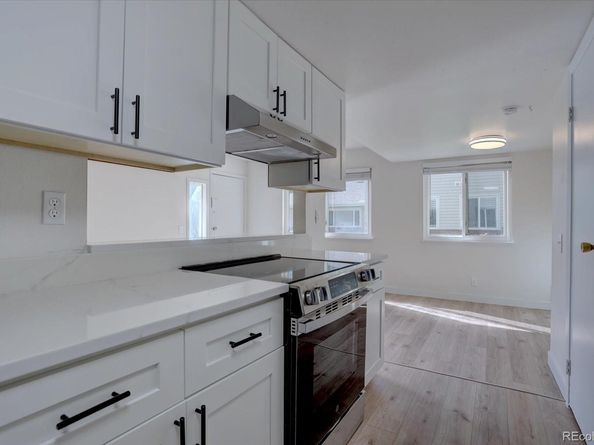 9005 E Lehigh Avenue 19, Denver CO 80237