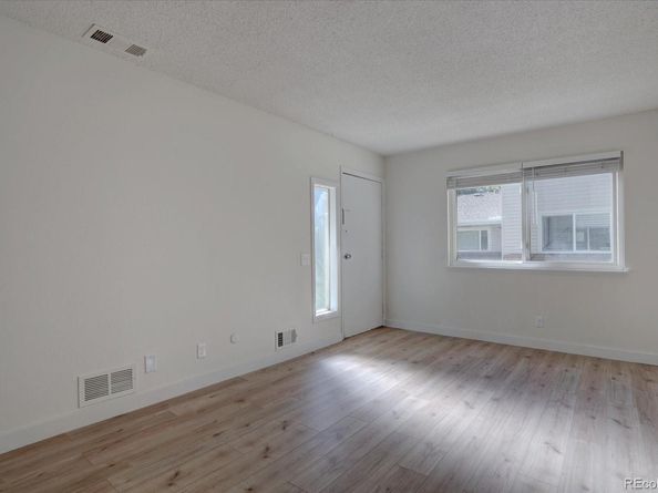 9005 E Lehigh Avenue 19, Denver CO 80237