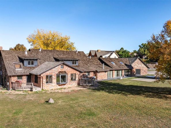 8935 W Bear Creek Drive, Lakewood CO 80227
