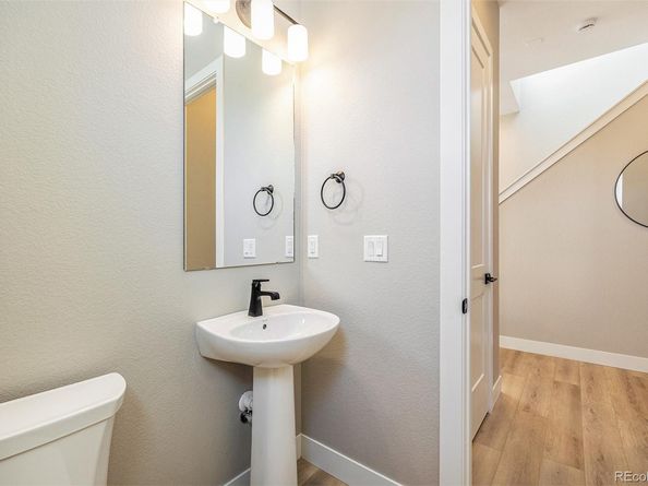 888 S Valentia Street 106, Denver CO 80247