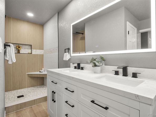 5274 W Rowland Place, Littleton CO 80128