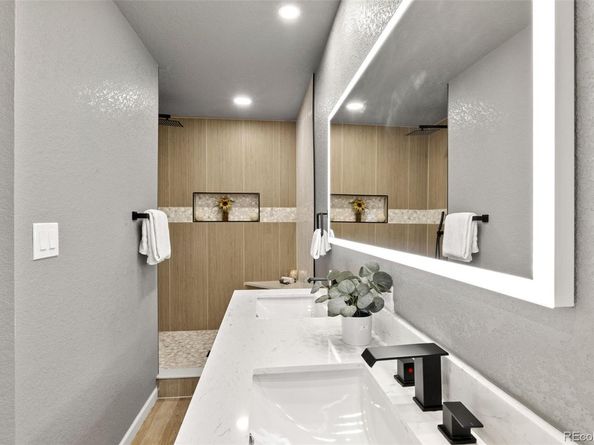 5274 W Rowland Place, Littleton CO 80128