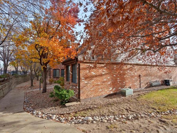 818 S Vance Street A, Lakewood CO 80226