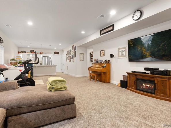 108 Western Sky Circle, Longmont CO 80501