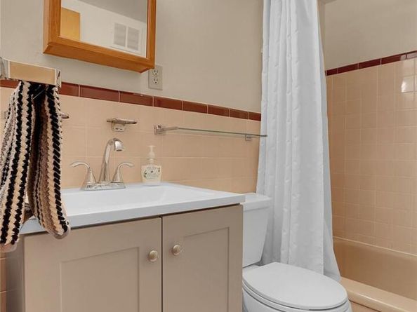 1175 N Emerson Street 202, Denver CO 80218