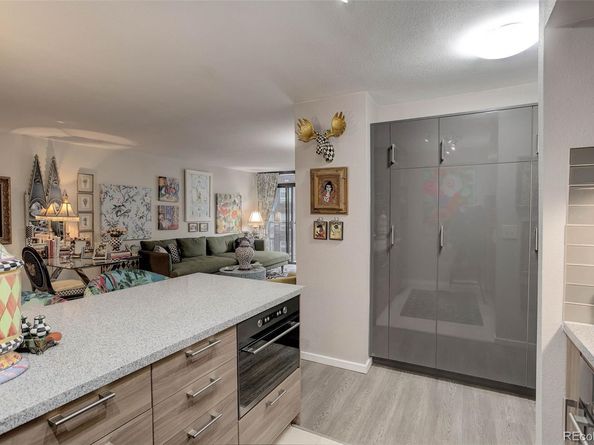 2 Adams Street 809, Denver CO 80206