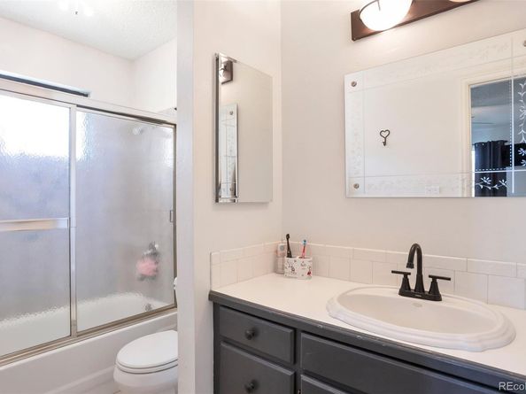 2055 Quail Drive, Lakewood CO 80215