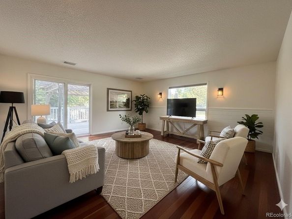 2055 Quail Drive, Lakewood CO 80215