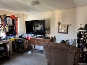 Undisclosed Address #2525454, Denver CO 80212