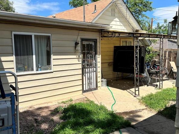 Undisclosed Address #2525454, Denver CO 80212