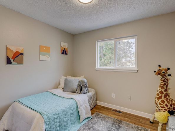 929 S Nile Way, Aurora CO 80012