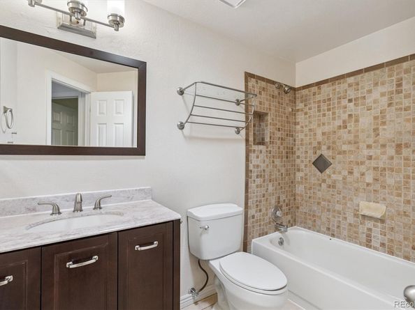 4947 S Espana Way, Centennial CO 80015