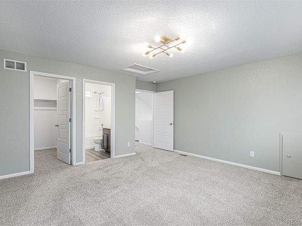 18623 E 54th Avenue, Denver CO 80249