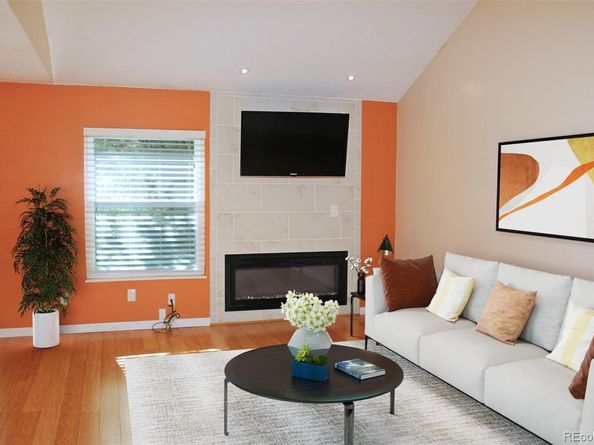 2734 S Heather Gardens Way, Aurora CO 80014