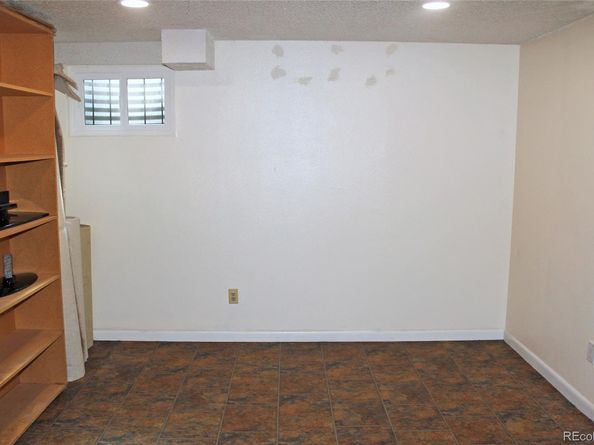Undisclosed Address #2000290, Aurora CO 80014