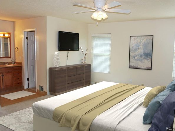 2734 S Heather Gardens Way, Aurora CO 80014