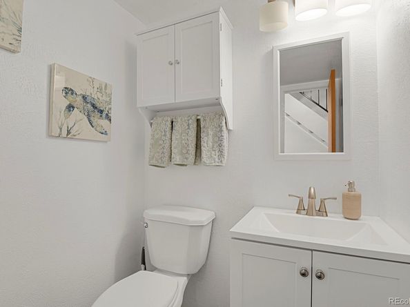 17683 E Loyola Drive E, Aurora CO 80013