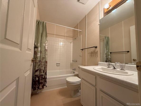 13922 E Linvale Place, Aurora CO 80014