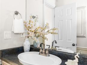 707 N Washington Street B, Denver CO 80203