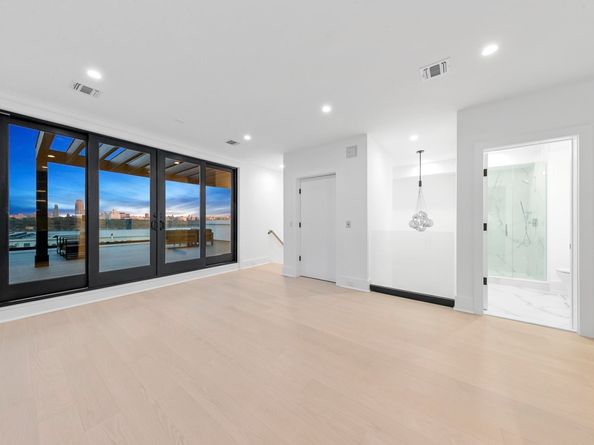 26B Oakdene Terrace, Palisades Park NJ 07020