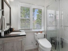 5 75th St, North Bergen NJ 07047