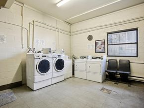 416 68th St 11, Guttenberg NJ 07093