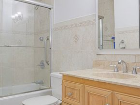 426 Harmon Cove Tower 426, Secaucus NJ 07094