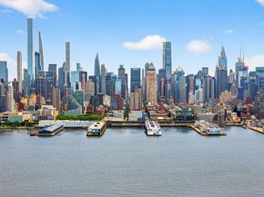 899 Blvd East 4O, Weehawken NJ 07086