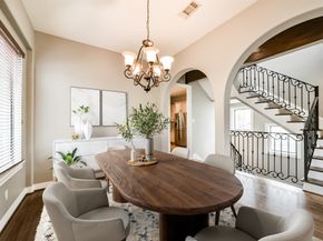 1826A Portsmouth Street, Houston TX 77098