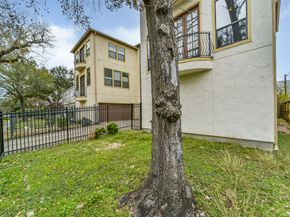 1826A Portsmouth Street, Houston TX 77098