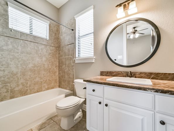 1826A Portsmouth Street, Houston TX 77098